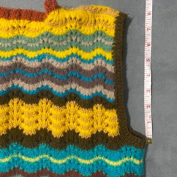 83 (VWC) Vintage. Womens. Handcrafted. Campus Vest. - Picture 7 of 9